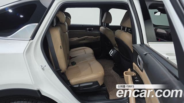 Kia Sorento 2024 — Şəkil 16/30