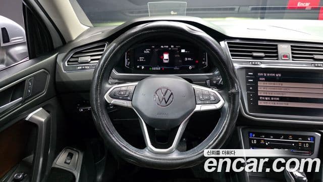 Volkswagen Tiguan Allspace 2023 — Фото 13/20