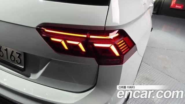 Volkswagen Tiguan Allspace 2023 — Şəkil 25/35