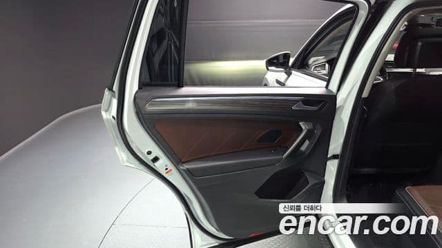 Volkswagen Tiguan Allspace 2023 — Şəkil 6/35
