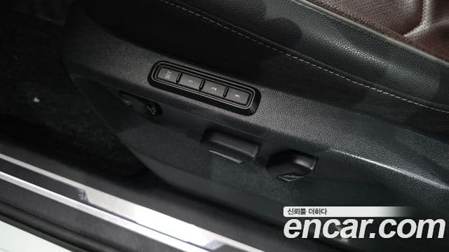 Volkswagen Tiguan Allspace 2023 — Şəkil 18/35