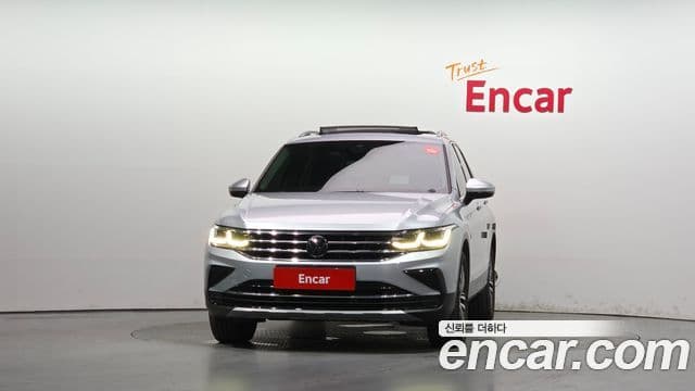 Volkswagen Tiguan 2022 — Şəkil 12/20