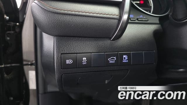 Toyota Camry 2019 — Şəkil 16/32