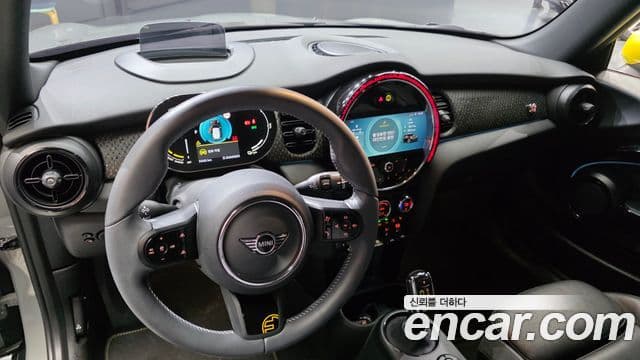 Mini Cooper Electric 2022 — ფოტო 13/30