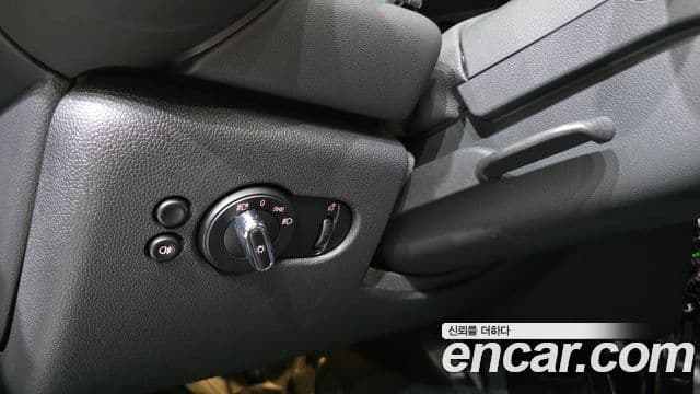 Mini Cooper Electric 2022 — ფოტო 20/30