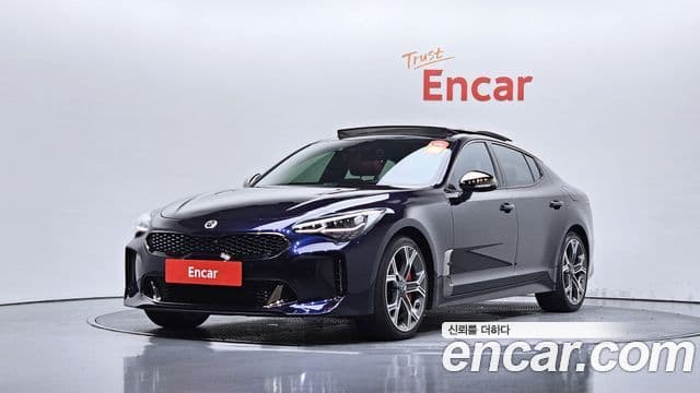 Kia Stinger 2019 — Фото 1/20