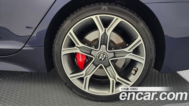 Kia Stinger 2019 — Şəkil 22/34