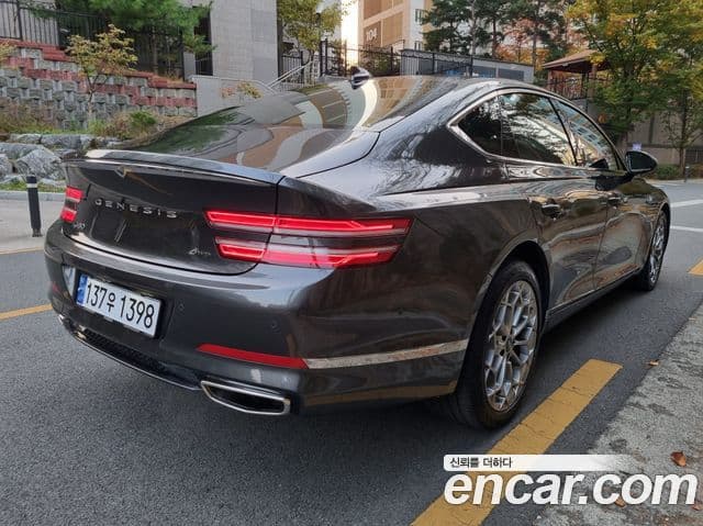 Genesis G80 2022 — ფოტო 15/20