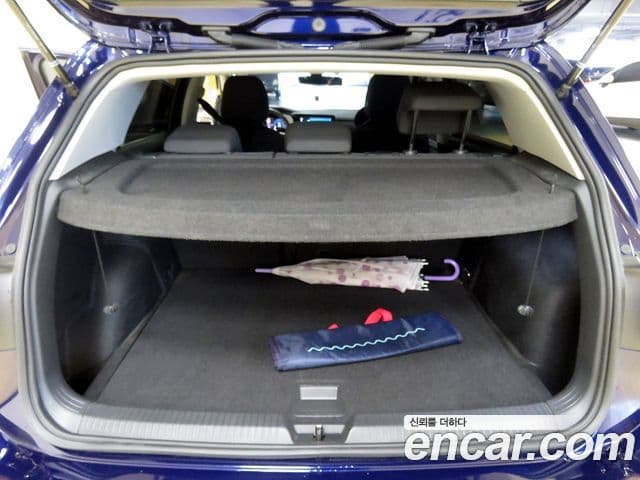 Volkswagen Golf 2022 — ფოტო 18/19