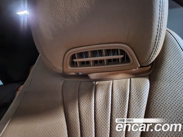 Mercedes-Benz E-Class 2019 — Şəkil 16/20