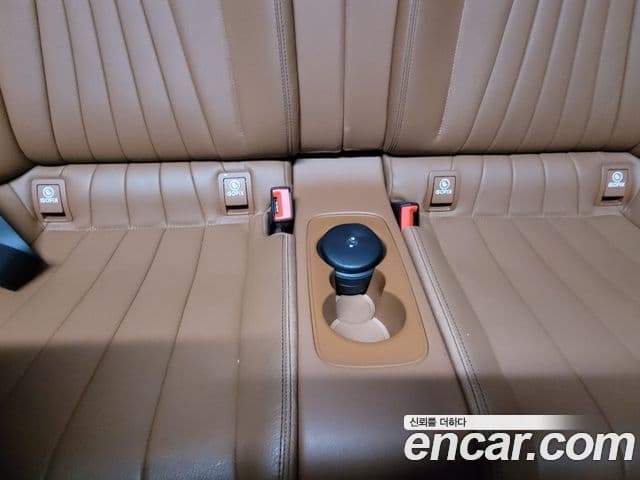 Mercedes-Benz E-Class 2019 — Şəkil 18/20