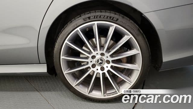 Mercedes-Benz E-Class 2019 — Şəkil 6/20