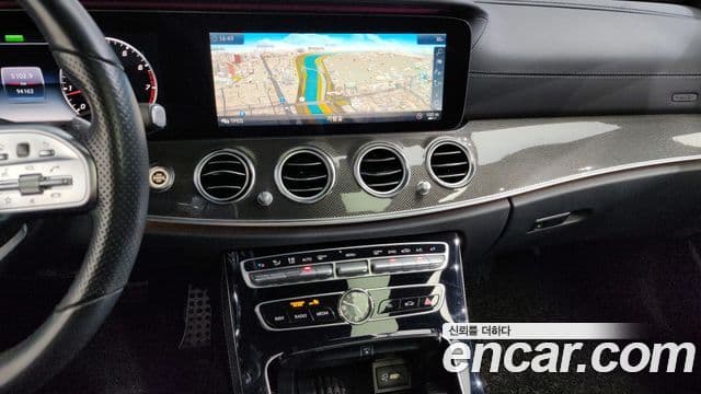 Mercedes-Benz E-Class 2019 — Şəkil 15/20