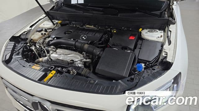 Mercedes-Benz GLB-Class 2020 — Photo 5/20