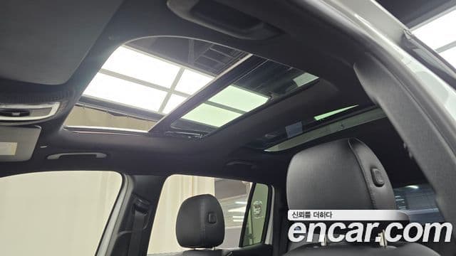 Mercedes-Benz GLB-Class 2020 — Photo 8/20