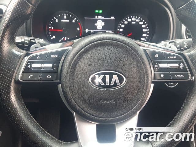 Kia Sportage The Bold 2019 — ფოტო 8/20