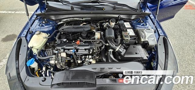 Kia K5 2020 — Photo 2/20