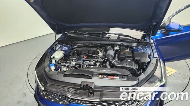 Kia K5 2020 — ფოტო 6/20