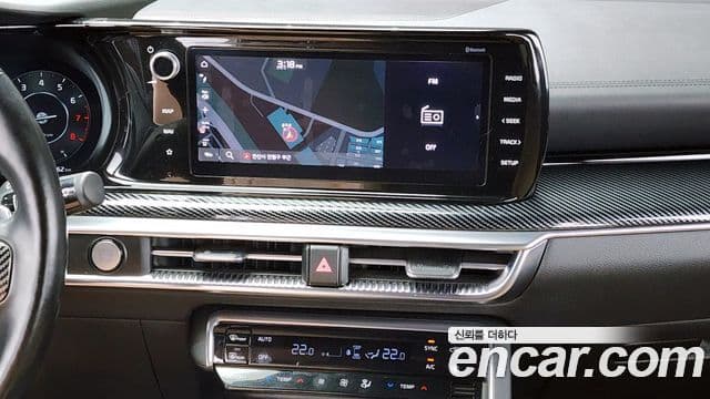 Kia K5 2020 — ფოტო 19/20