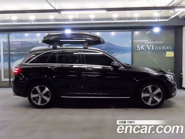 Mercedes-Benz GLC-Class 2019 — Şəkil 10/20