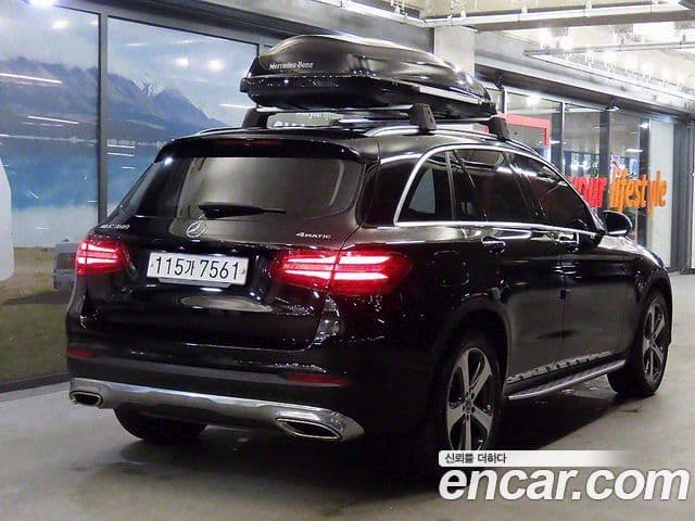 Mercedes-Benz GLC-Class 2019 — Şəkil 8/20