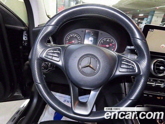 Mercedes-Benz GLC-Class 2019 — Şəkil 5/20