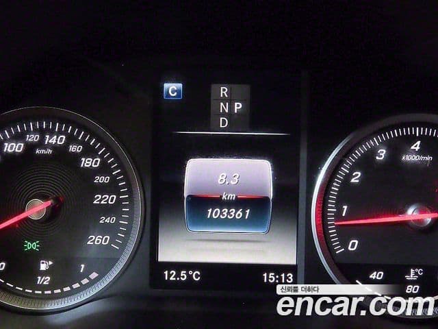 Mercedes-Benz GLC-Class 2019 — Şəkil 18/20