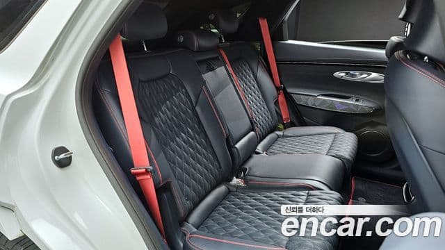 Genesis GV70 2023 — ფოტო 12/20