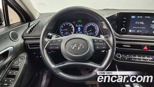 Hyundai Sonata 2020 — ფოტო 13/20