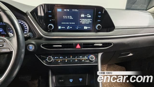 Hyundai Sonata 2020 — ფოტო 14/20