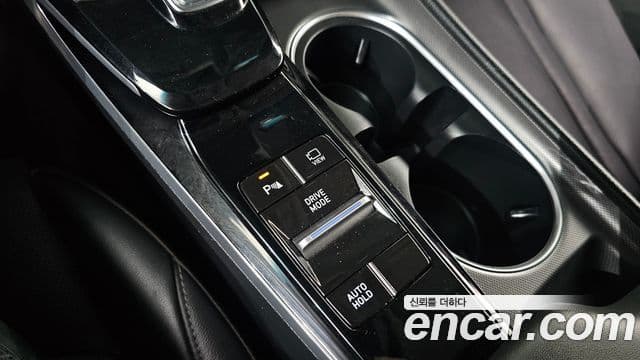 Hyundai Sonata Hybrid 2021 — ფოტო 13/20