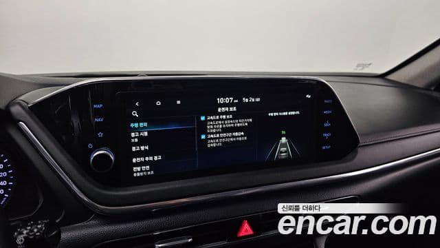 Hyundai Sonata Hybrid 2021 — ფოტო 17/20