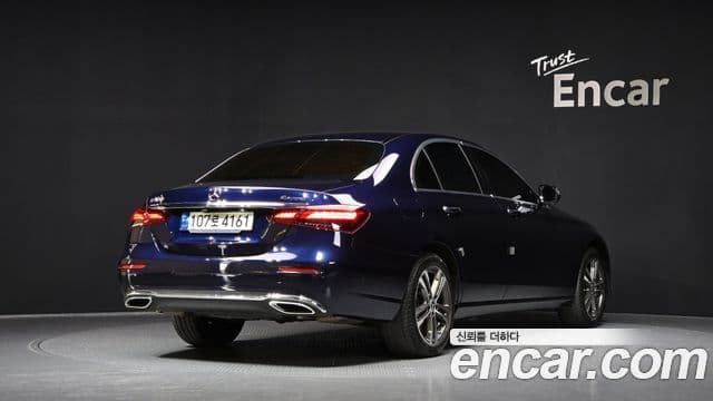 Mercedes-Benz E-Class 2021 — Şəkil 2/20