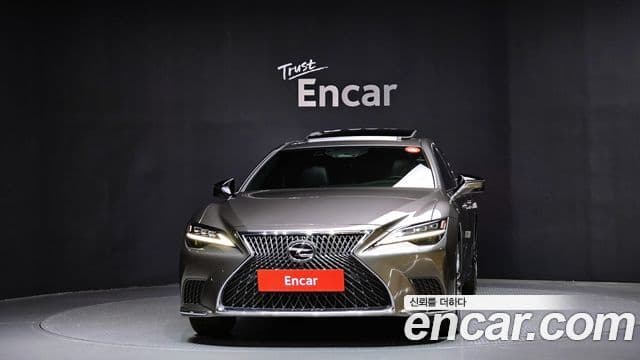 Lexus LS500h 2024 — Şəkil 3/20