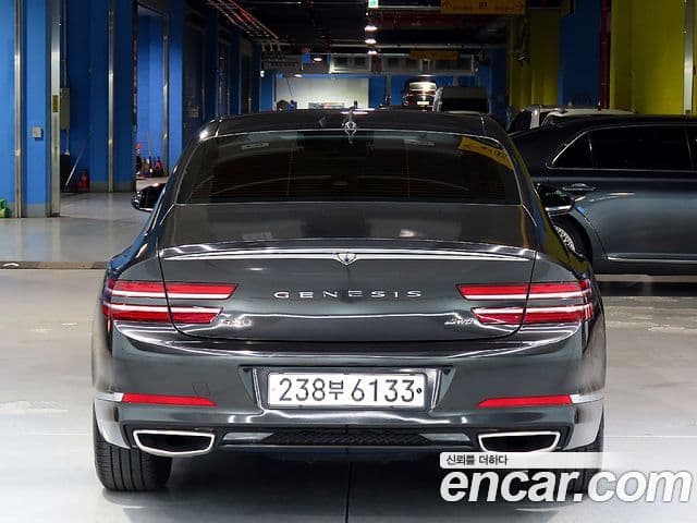 Genesis Electrified G80 2020 — ფოტო 3/20