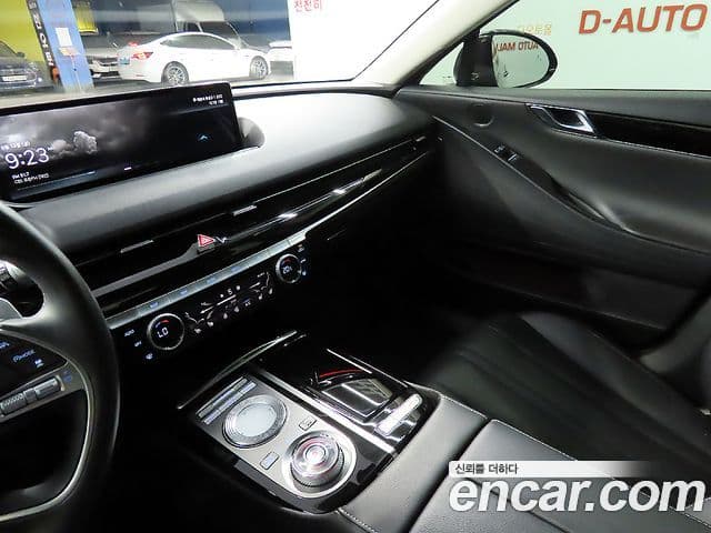 Genesis Electrified G80 2020 — ფოტო 9/20