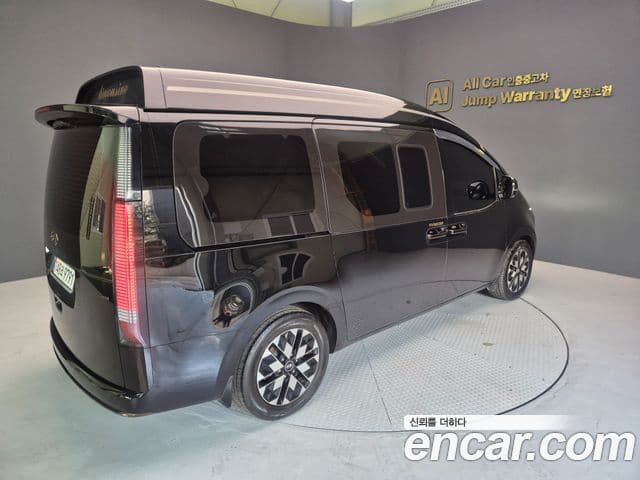 Hyundai Staria 2023 — Photo 11/19
