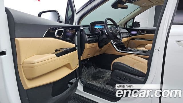 Kia Carnival 2023 — Фото 10/20