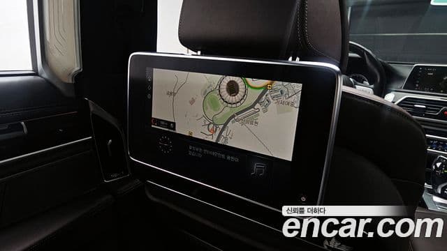 BMW 7 Series 2019 — Photo 5/20