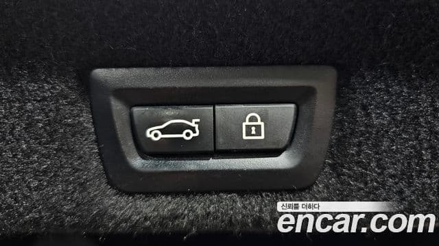 BMW 7 Series 2019 — Photo 9/20