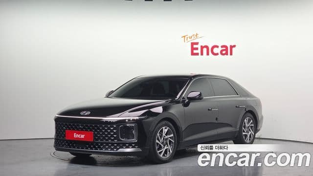 Hyundai Grandeur Hybrid 2023 — Photo 7/20