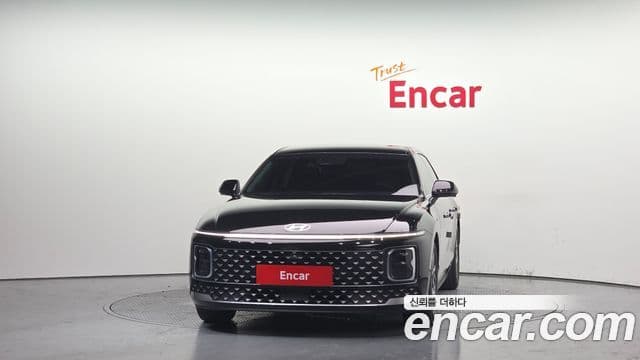 Hyundai Grandeur Hybrid 2023 — Photo 8/20