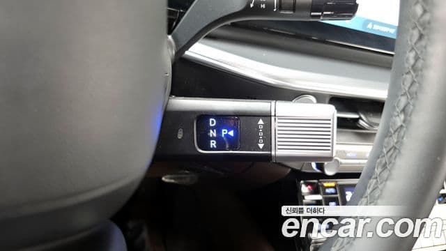 Hyundai Grandeur Hybrid 2023 — Photo 14/20