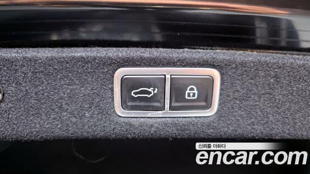 Hyundai Grandeur Hybrid 2023 — Photo 4/20