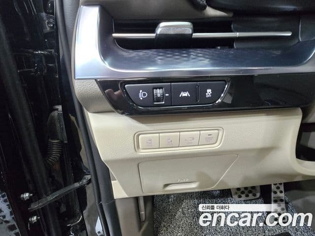 Kia Carnival 2022 — Şəkil 15/20