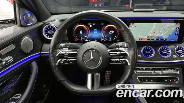 Mercedes-Benz E-Class 2020 — ფოტო 13/20