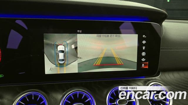 Mercedes-Benz E-Class 2020 — ფოტო 15/20