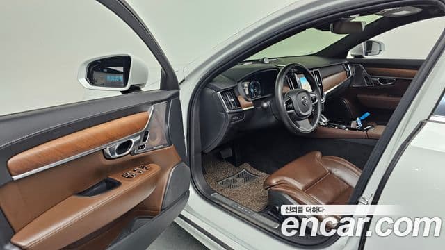 Volvo S90 2020 — ფოტო 8/20