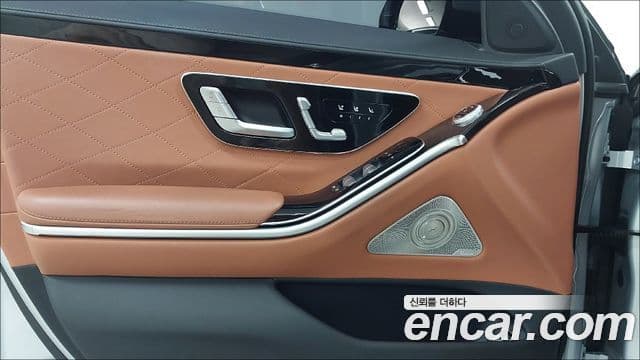Mercedes-Benz S-Class 2023 — Фото 15/18