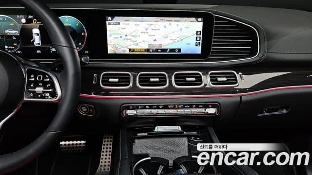 Mercedes-Benz GLE-Class 2023 — Photo 14/20